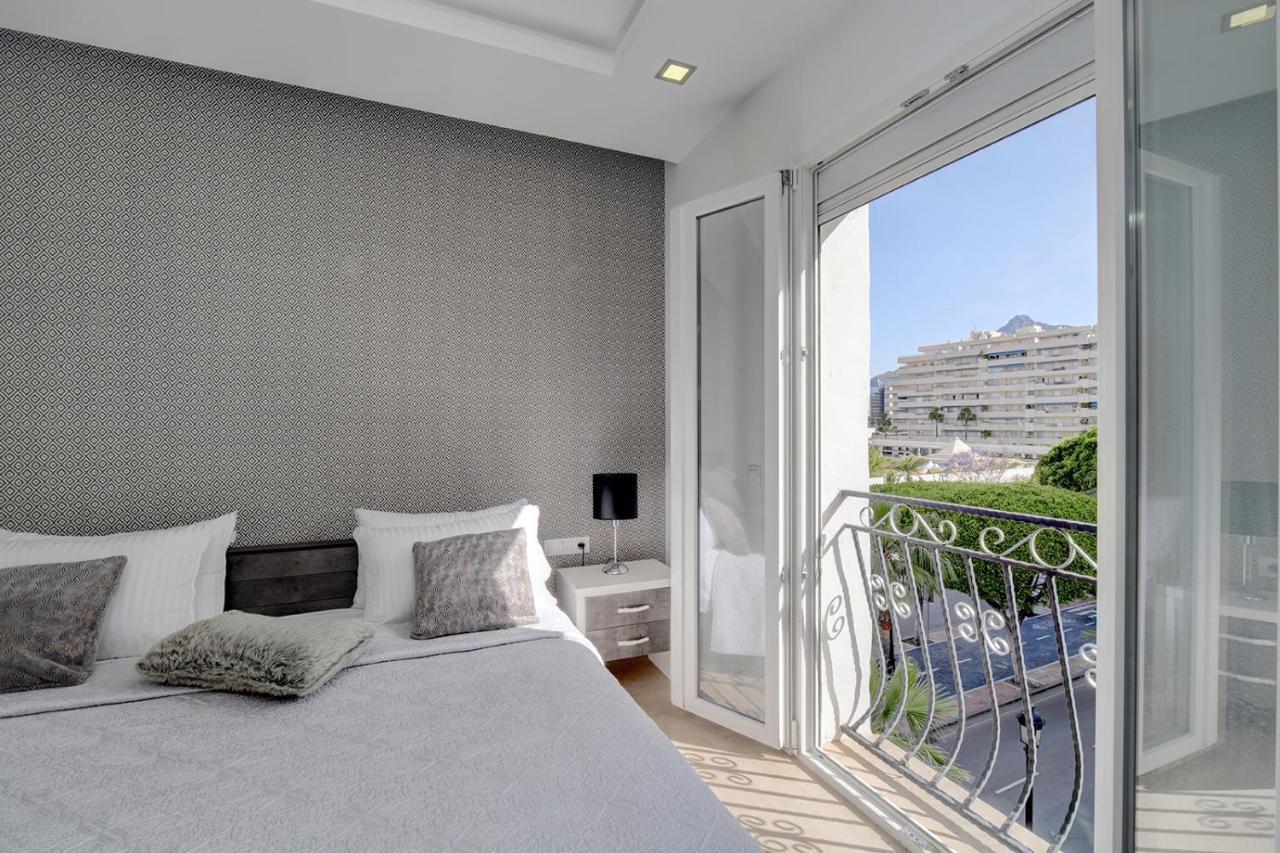Westminster Puerto Banus Marina Apartment Marbella Exterior photo